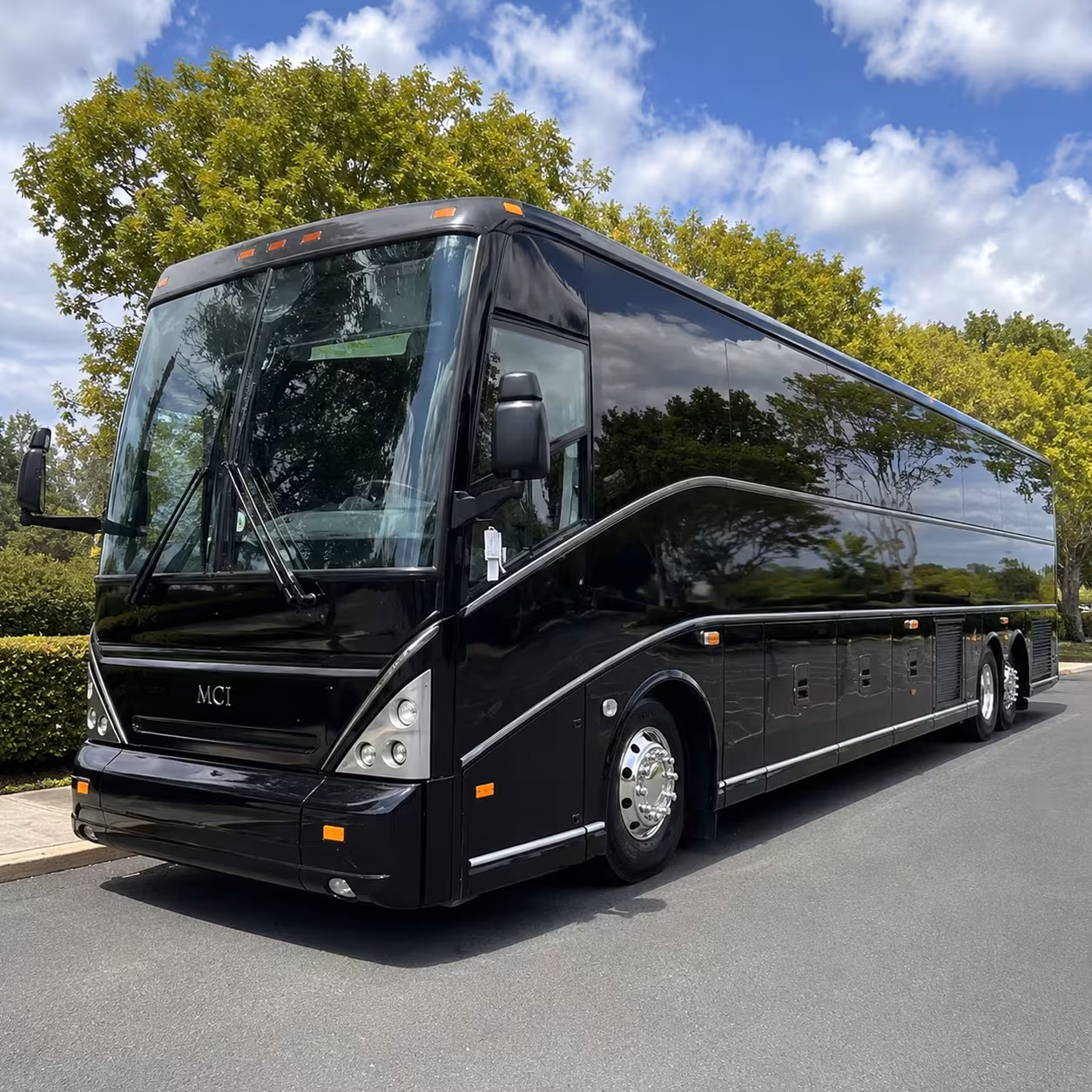 hemet charter bus rentals for youth retreats and mission trips